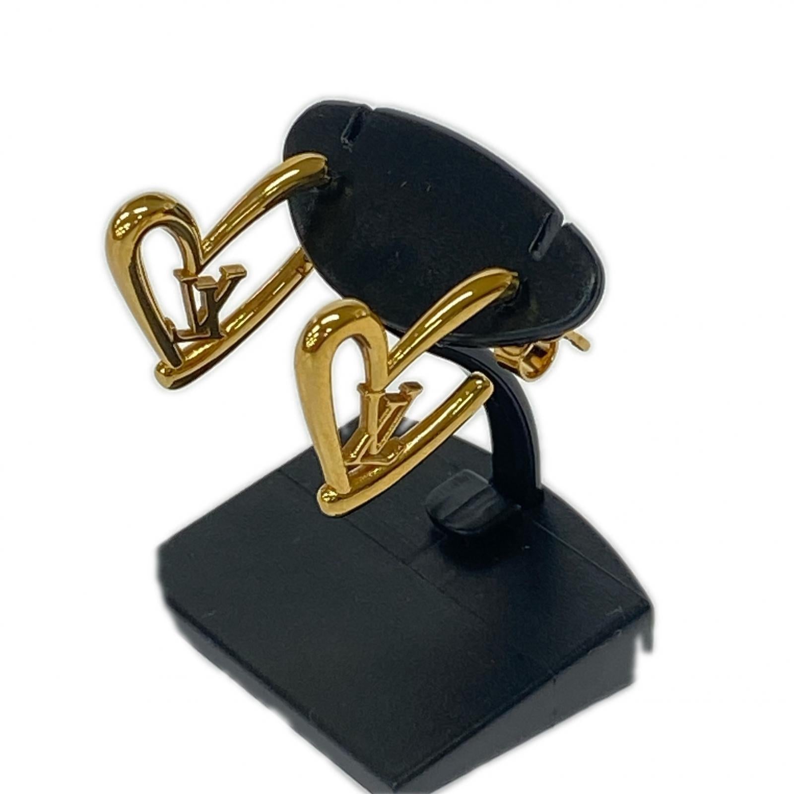 LV/ピアス