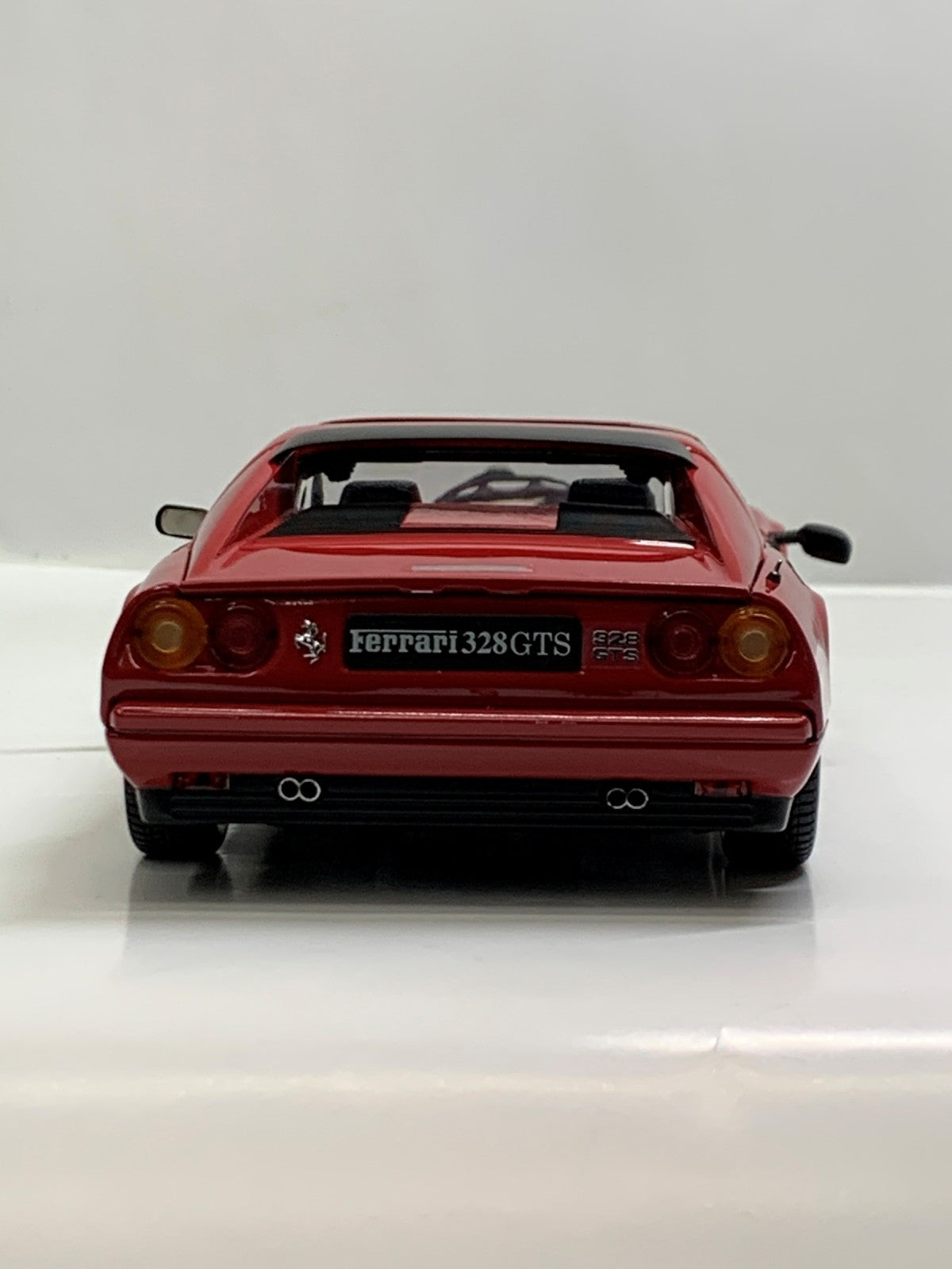 1/18 京商 フェラーリ 328 GTS 1988 スケールカー