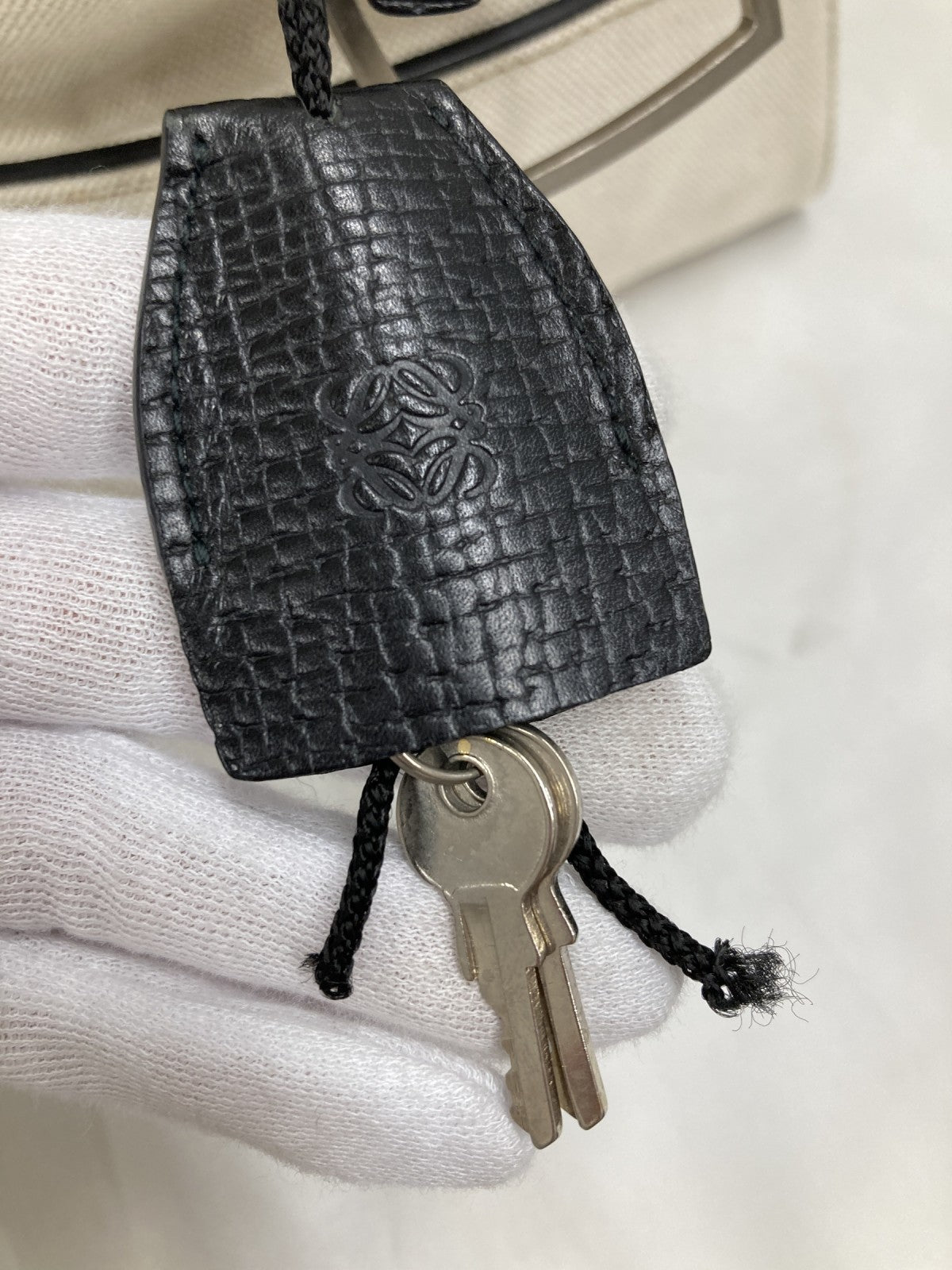 LOEWE 2WAYキャンバスバッグ