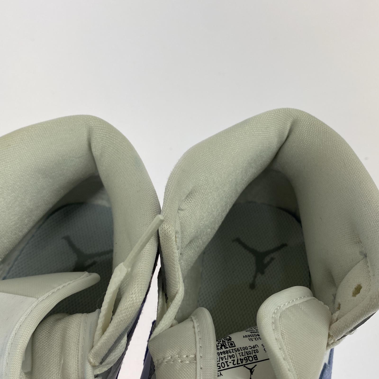 スニーカー Women's AJ 1 Mid BQ6472-105 24.5cm