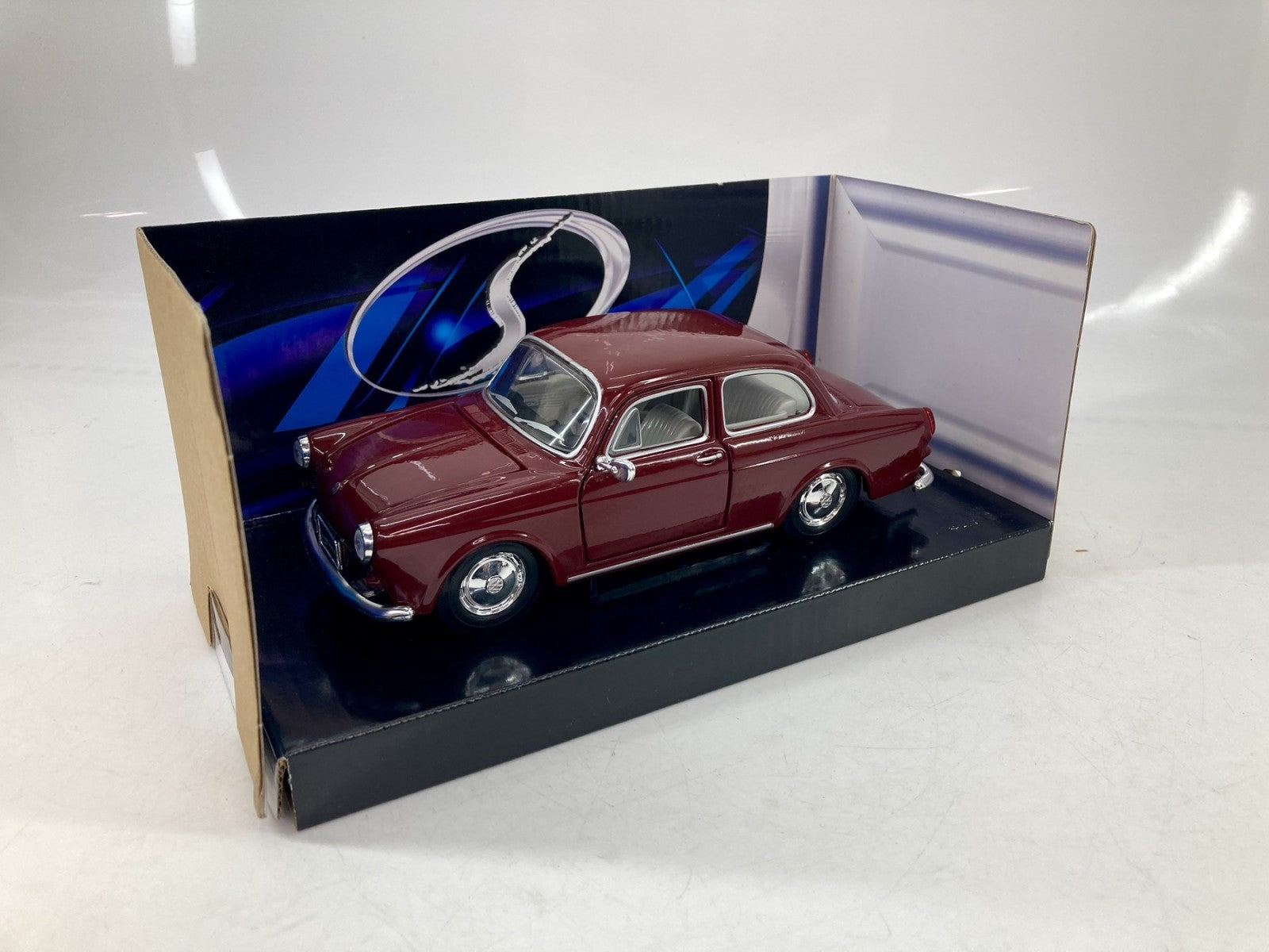 WELLY 1/24 Volkswagen Bus スケールカー