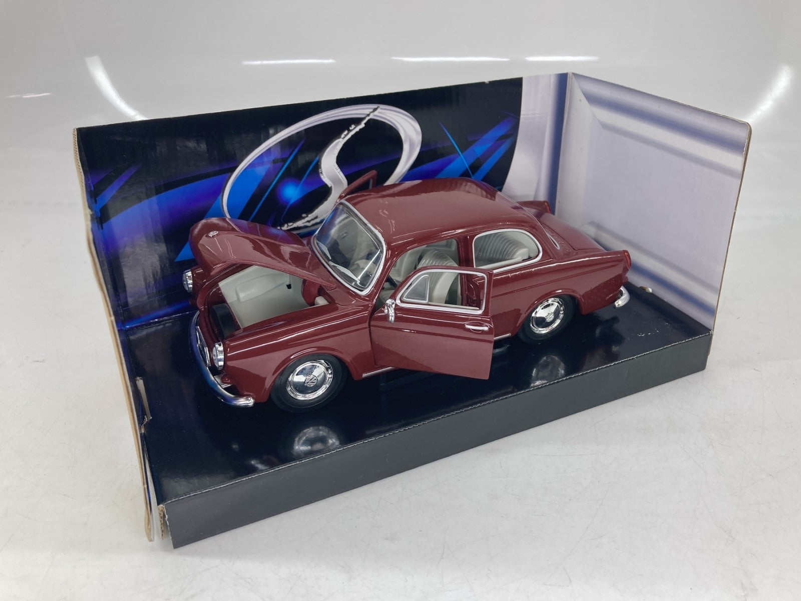 WELLY 1/24 Volkswagen Bus スケールカー