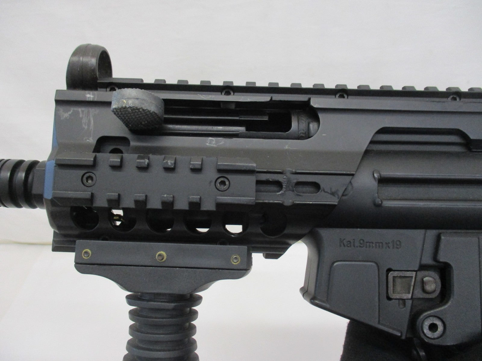 東京マルイ Kal 9mm ガン