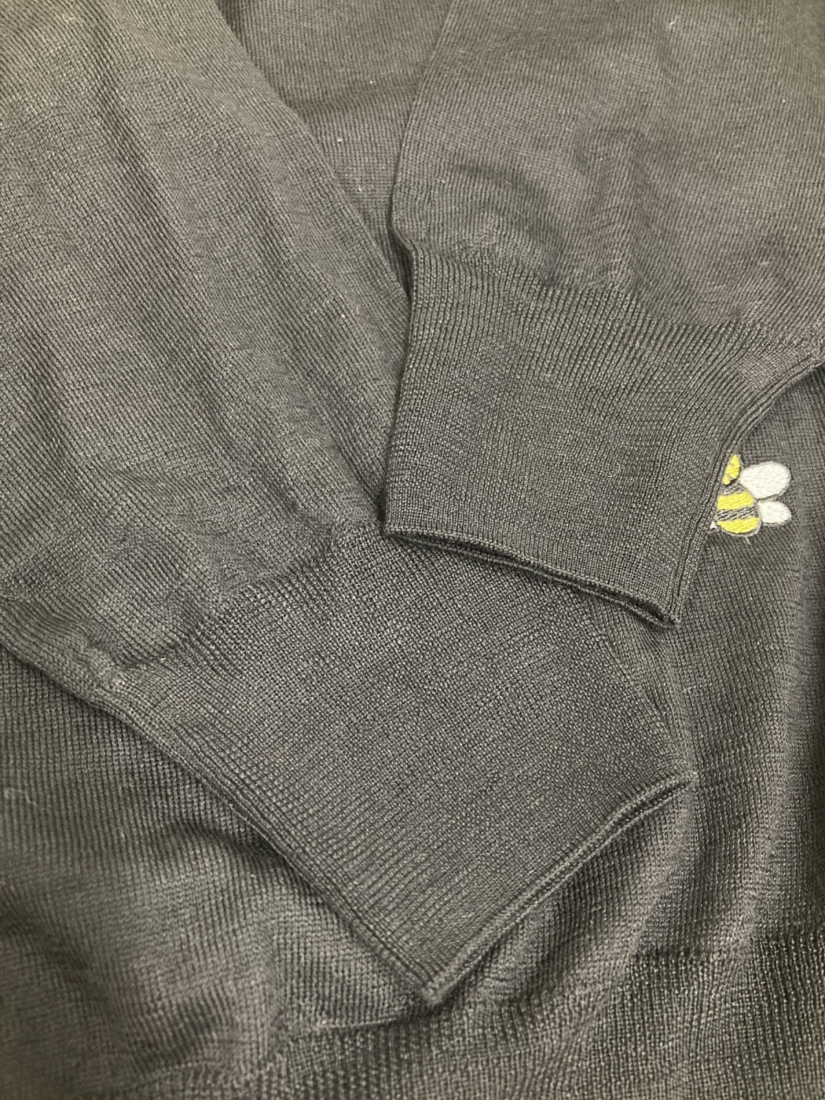 Dior×KAWS/BEE刺繍/黒 933M642BT968