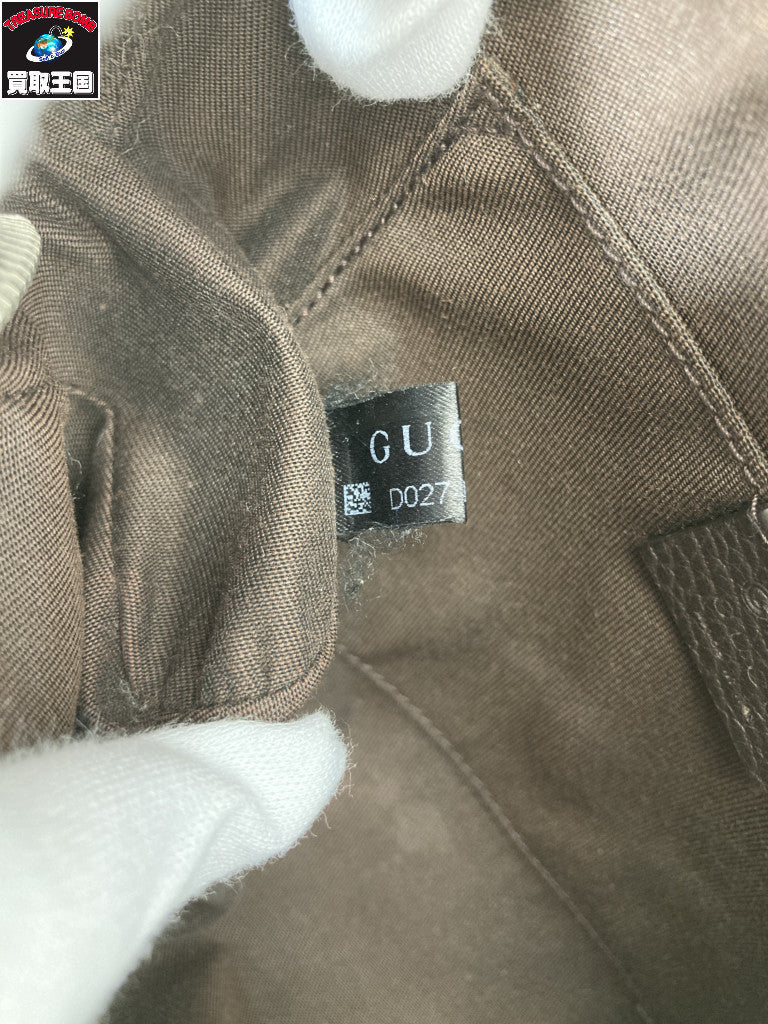 GUCCI ボディスリングバッグ GG