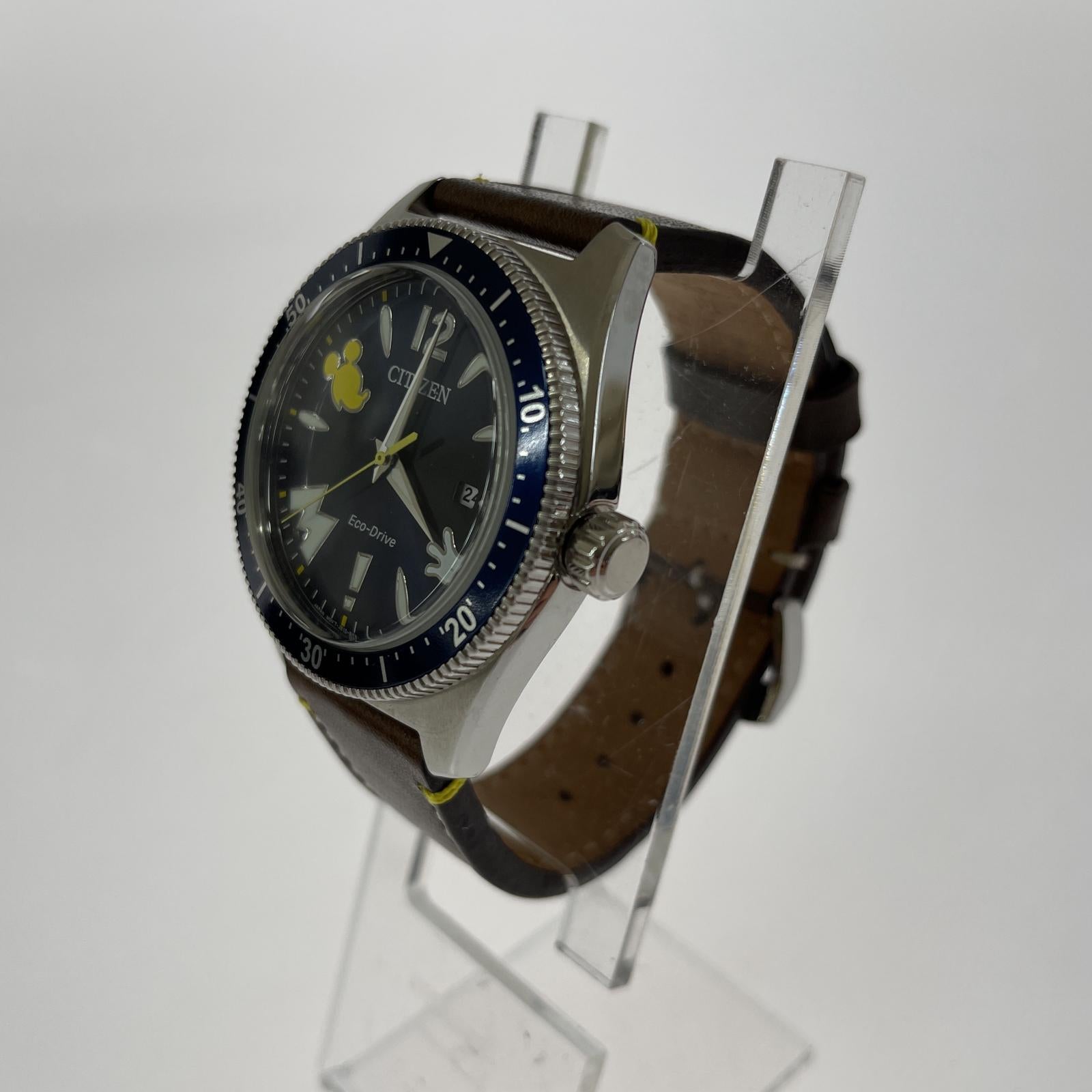 腕時計 ×Disney Eco-Drive レザーバンド ブラウン