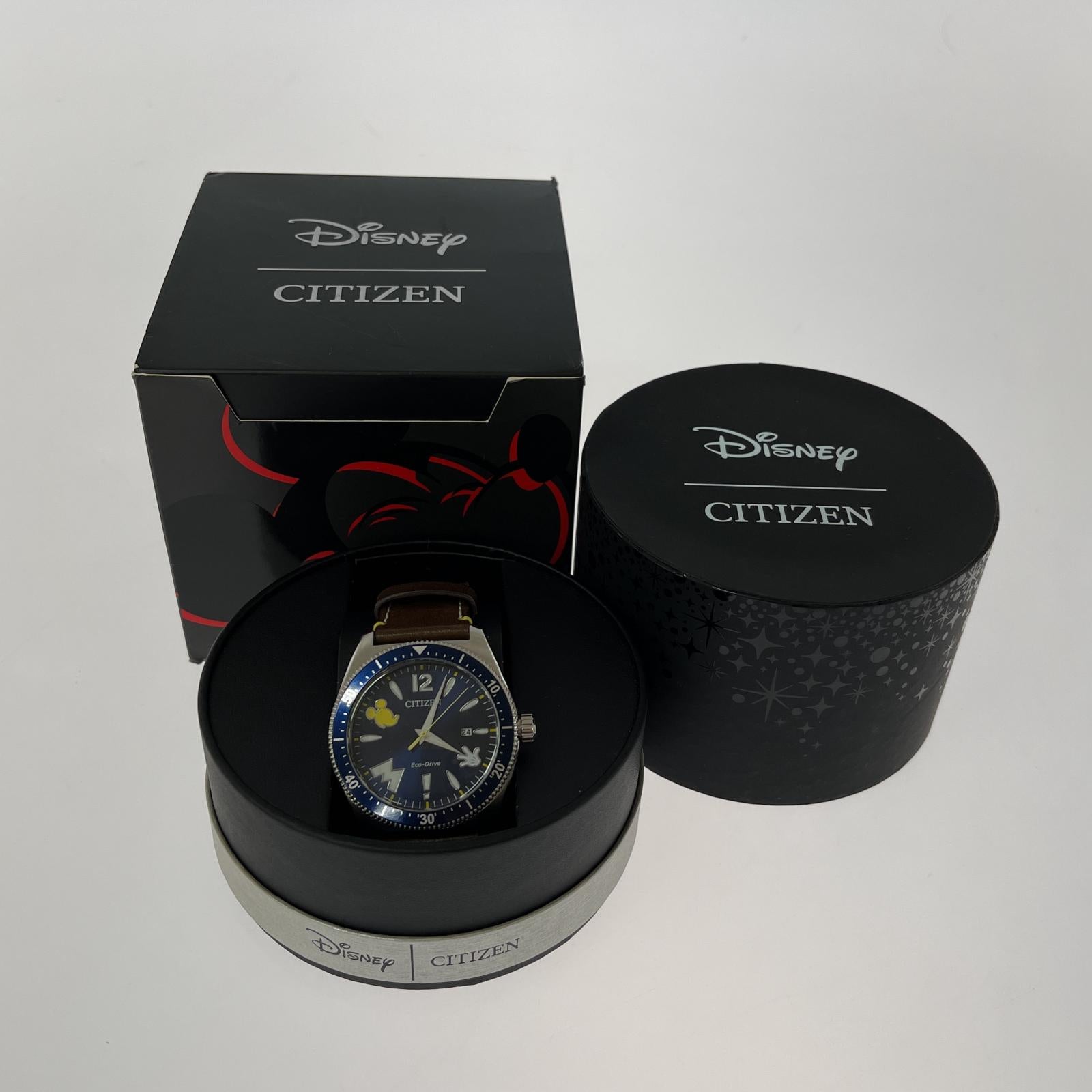 腕時計 ×Disney Eco-Drive レザーバンド ブラウン