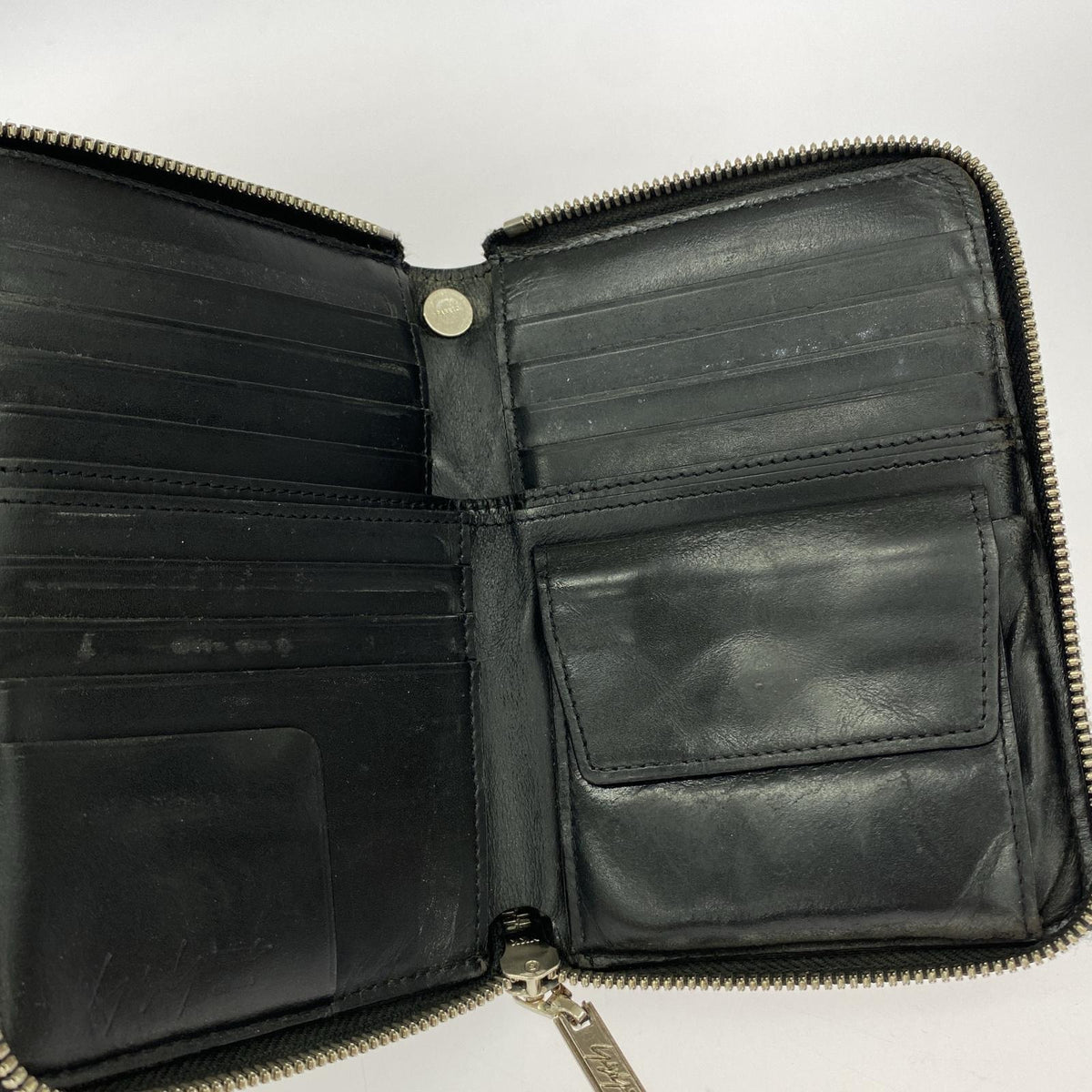 コンパクトウォレット discord Yohji Yamamoto ラウンドジップ ミドルウォレット ブラック ブラック