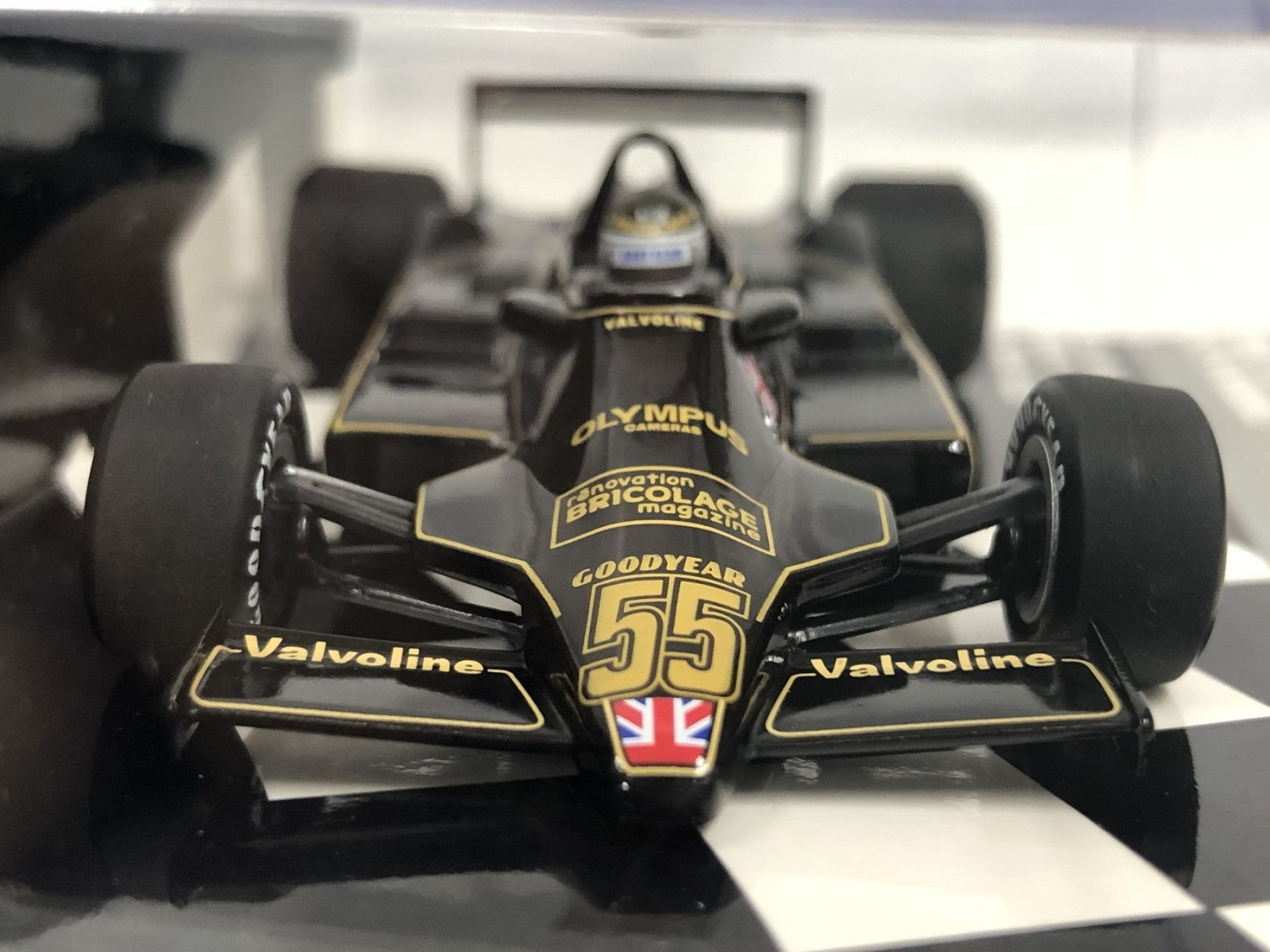 ミニチャンプス 1/43 ロータス フォード79 1978 スケールカー
