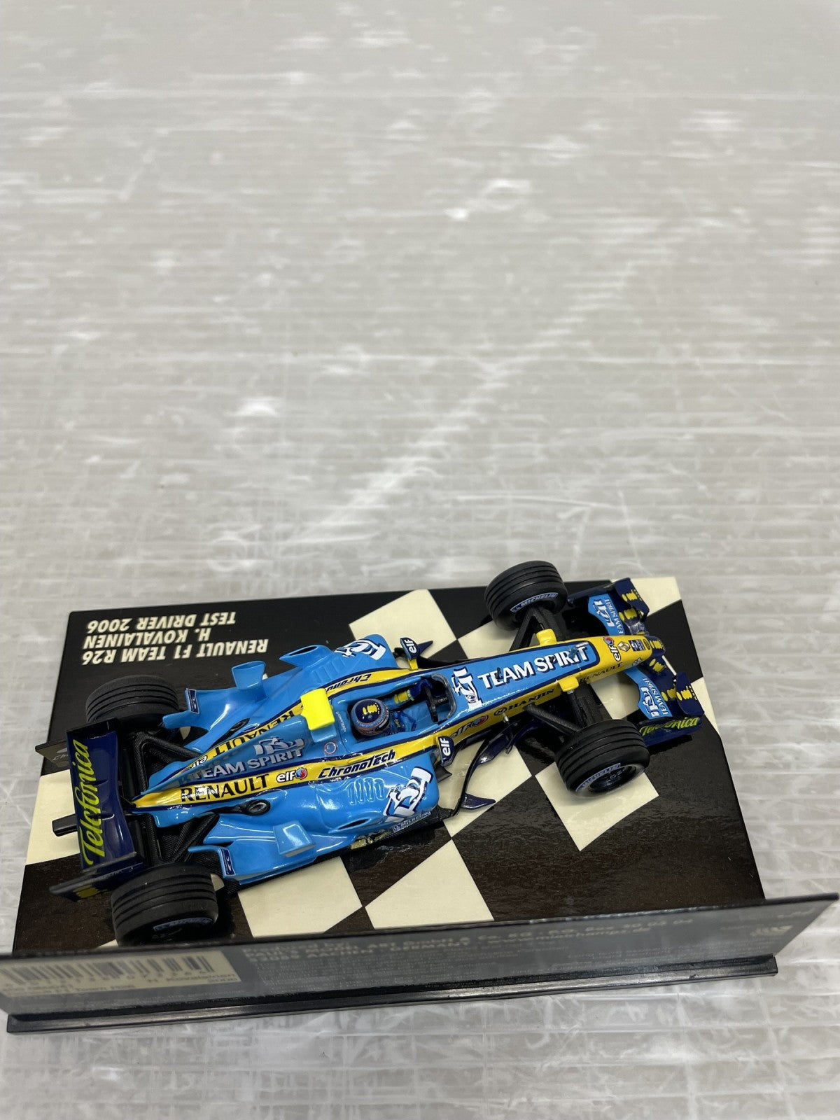 1/43 Renault F1 Team R26 スケールカー