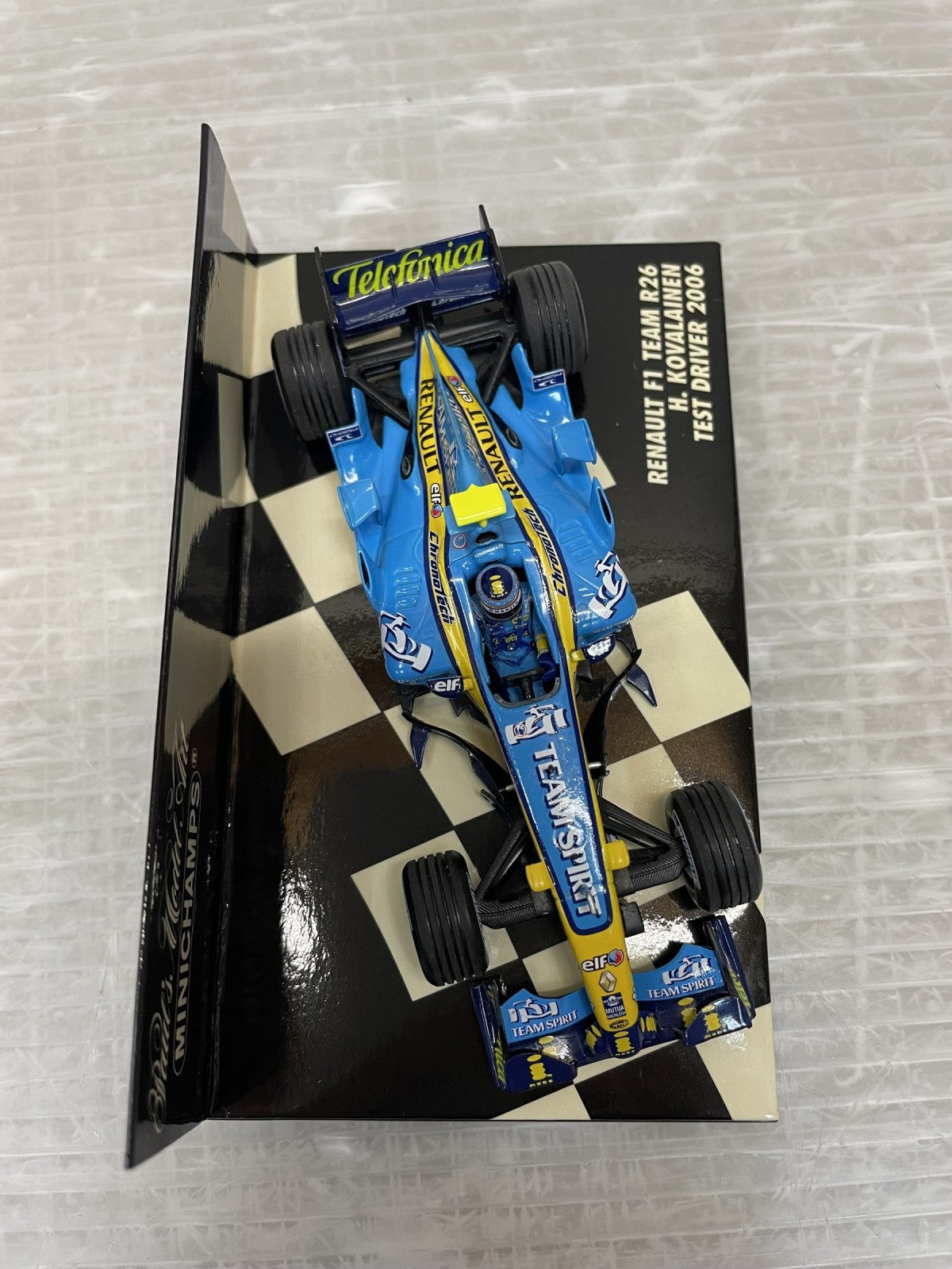 1/43 Renault F1 Team R26 スケールカー