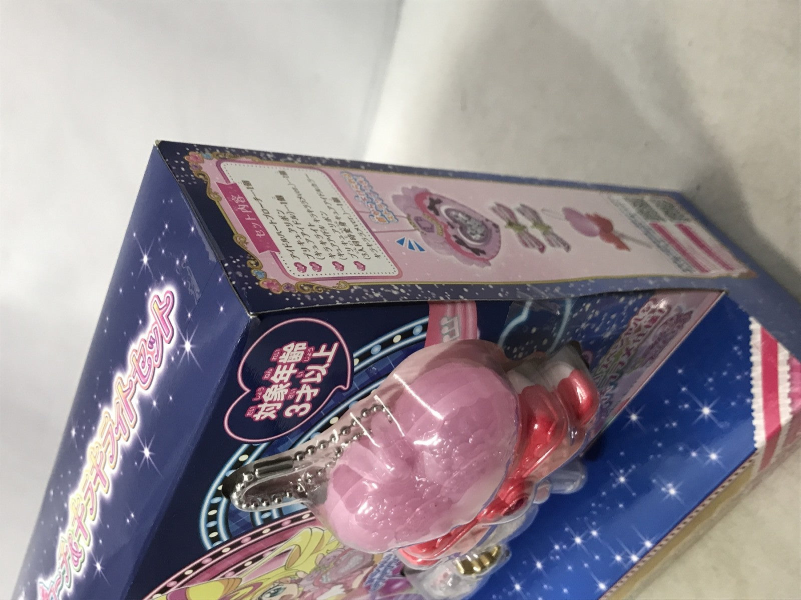 トイザらス アイドルハートブローチ&キラキライトセット フィギュア/グッズ
