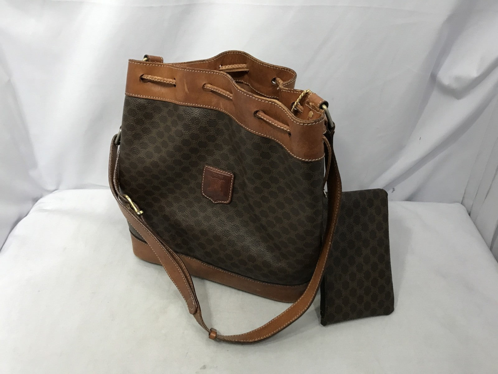 CELINE マカダム