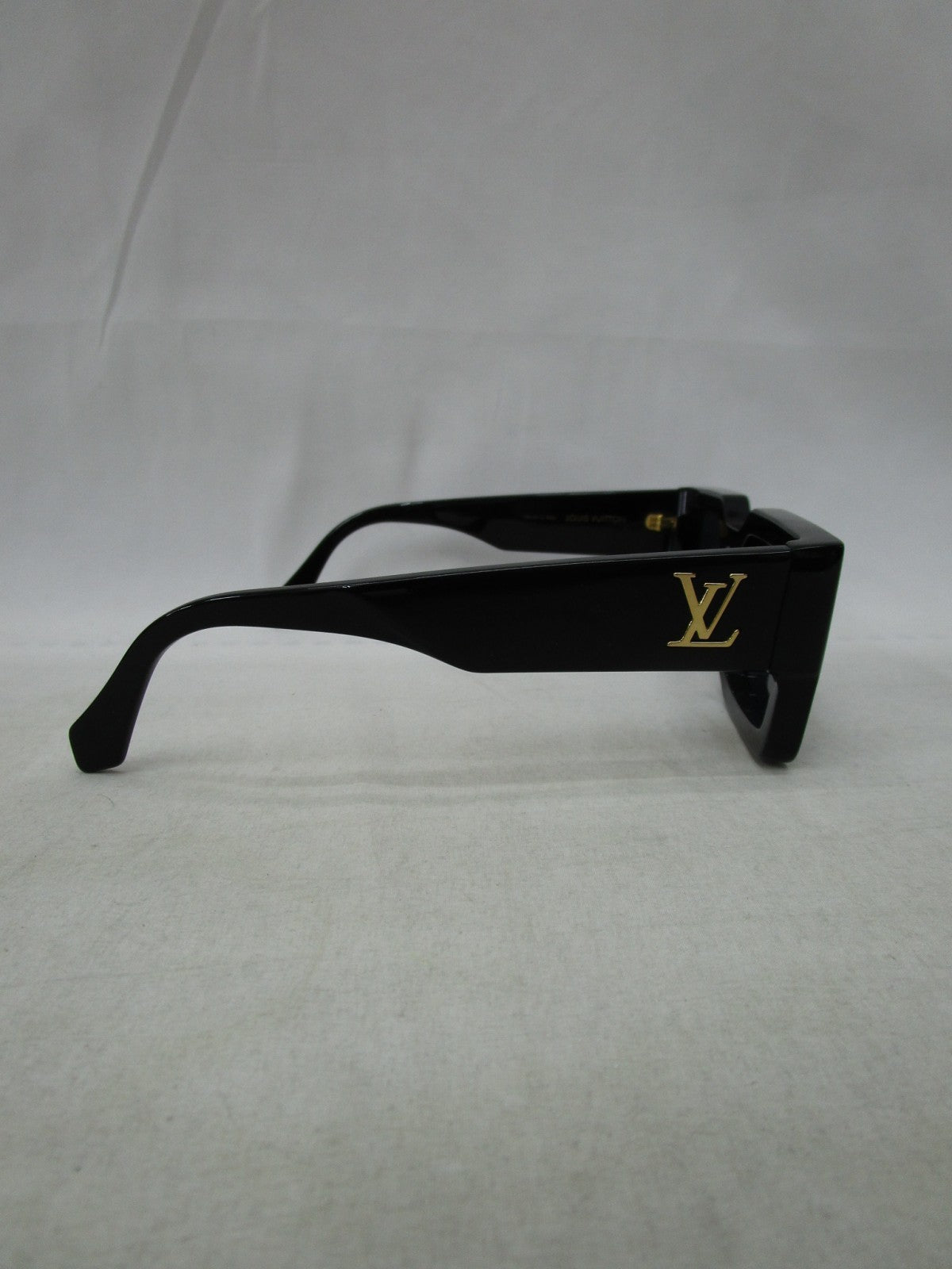LV/クラッシュ・スクエア