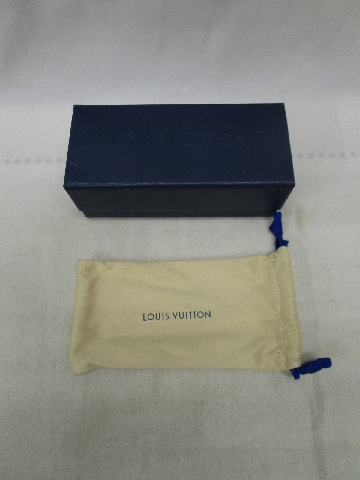 LV/クラッシュ・スクエア