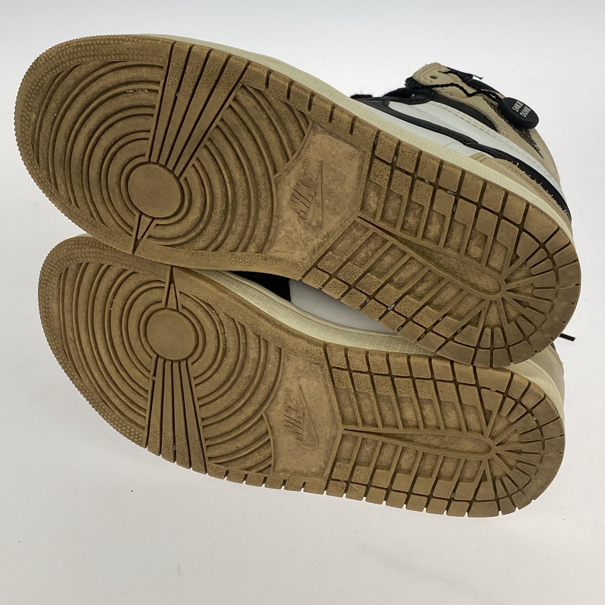 スニーカー Air Jordan 1 HIGH OG Latte FD2596-021