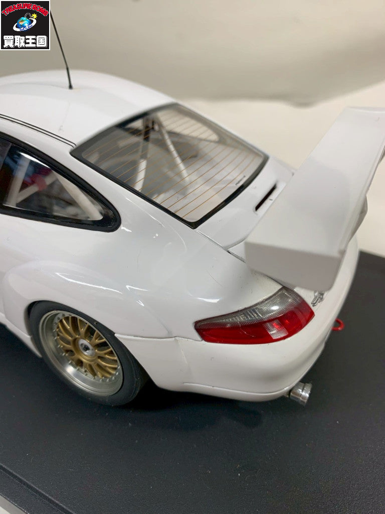 AUTOart 1/18 ポルシェ911GT3R スケールカー