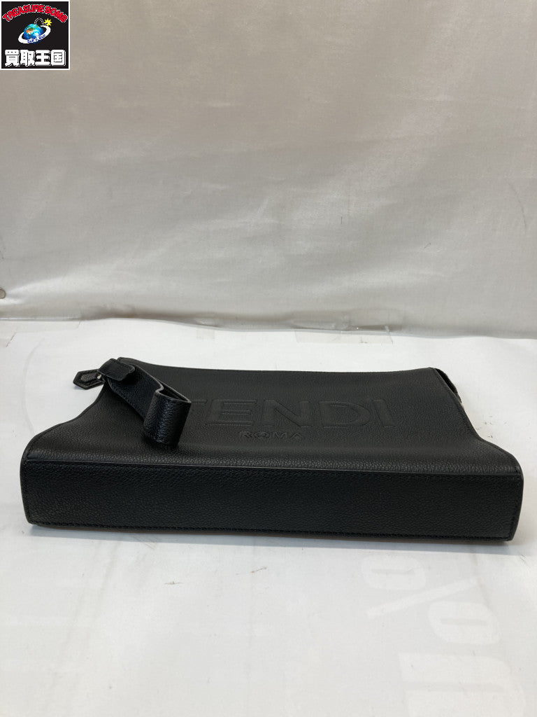 FENDI クラッチバック 20×25