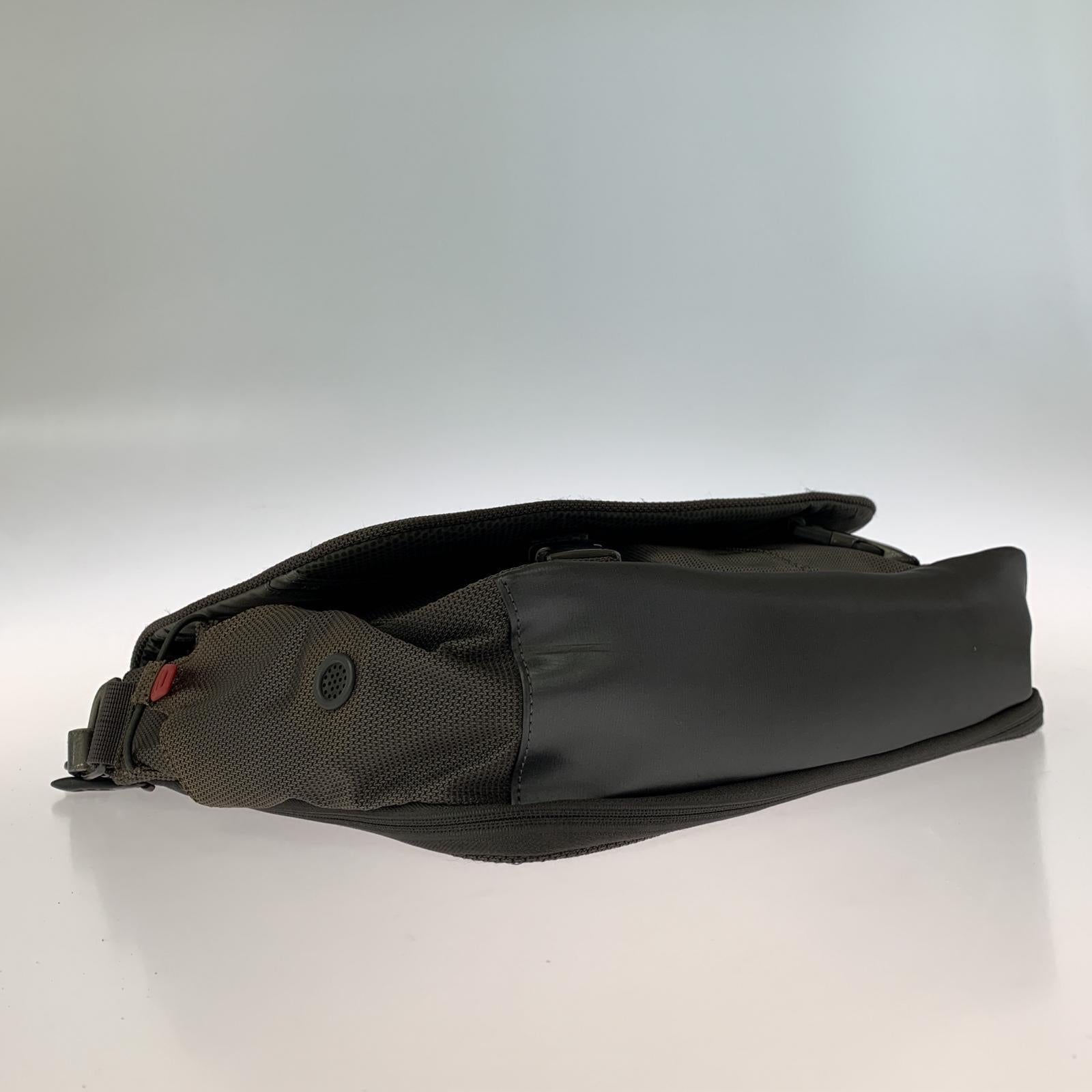 ショルダーバッグ T-TECH ショルダーバッグ グレー グレー