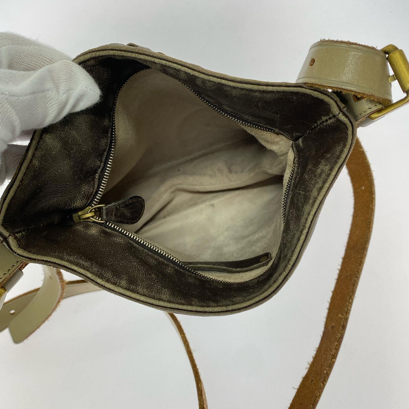 Bottega Veneta 茶バッグ