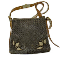 Bottega Veneta 茶バッグ