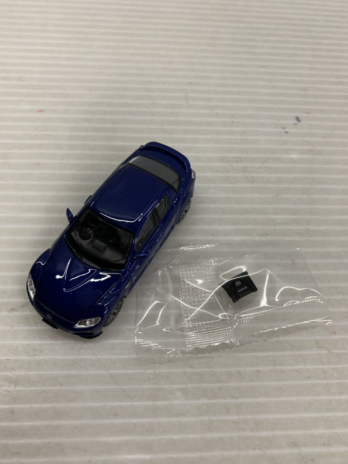 tomica LIMITED VINTAGE LV-N314bマツダ RX-8 トミカ