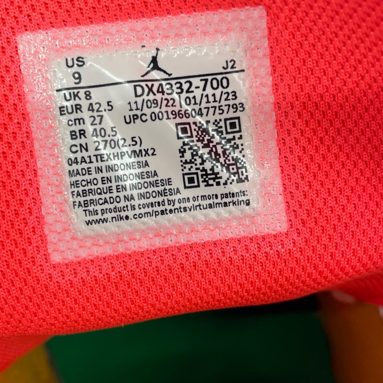 スニーカー AIR JORDAN 1 MID SE 27.0CM 27cm (US9 UK8 1/2 EU44)