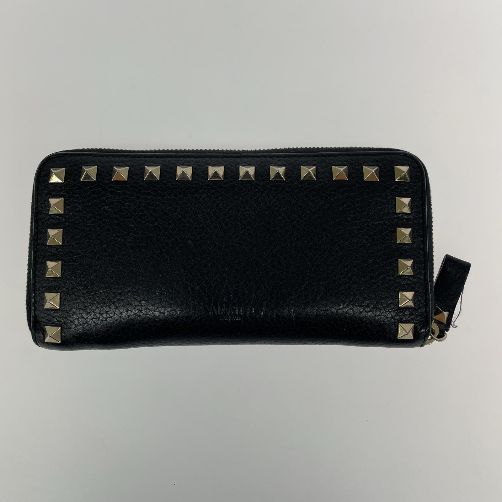 長財布 ロックスタッズ ラウンドジップ 長財布 ブラック