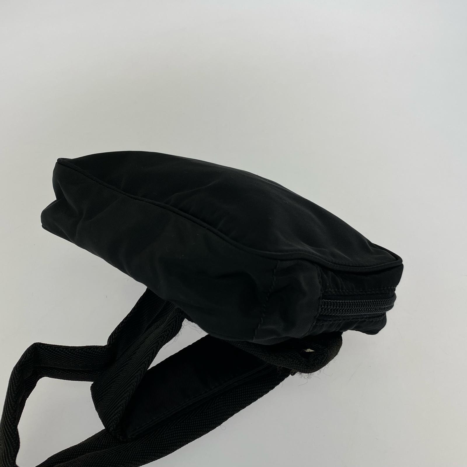 PRADA スポーツライン ボディバッグ
