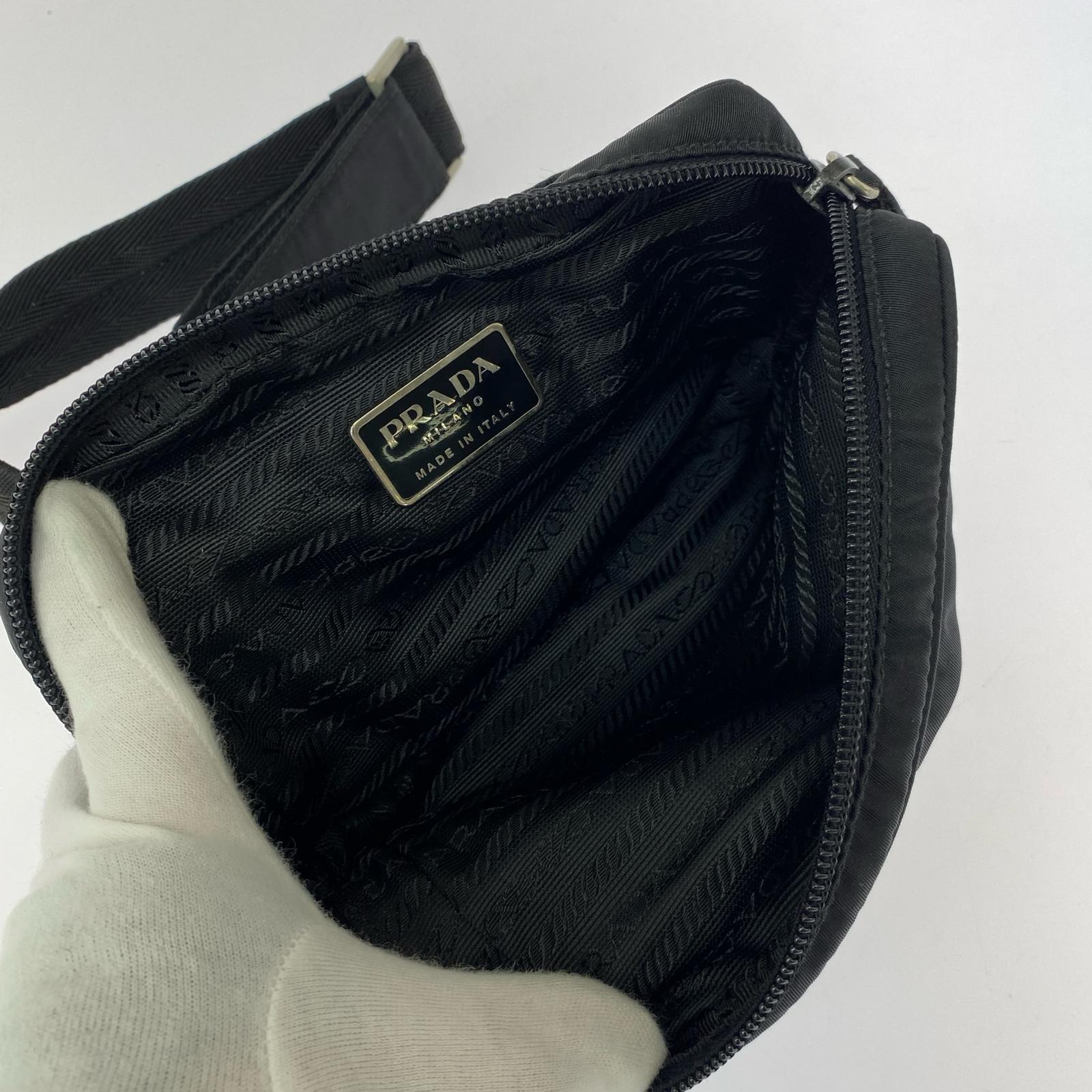 PRADA スポーツライン ボディバッグ