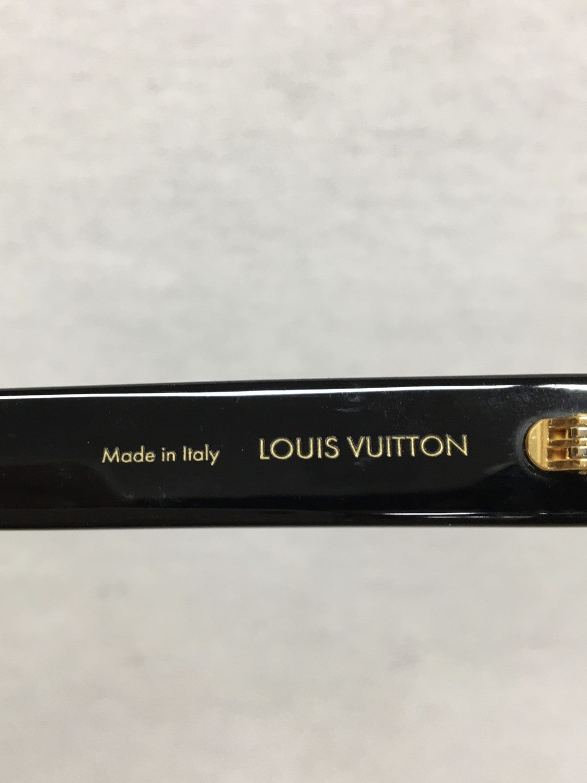 LOUIS VUITTON LV エスケープ サングラス Z2592U
