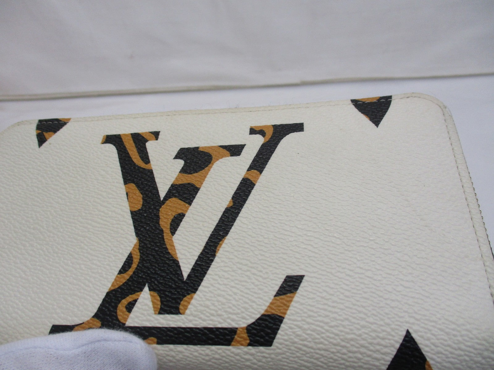 LV/ジッピーウォレット/モノグラム ジャングル/M44745 MM44745