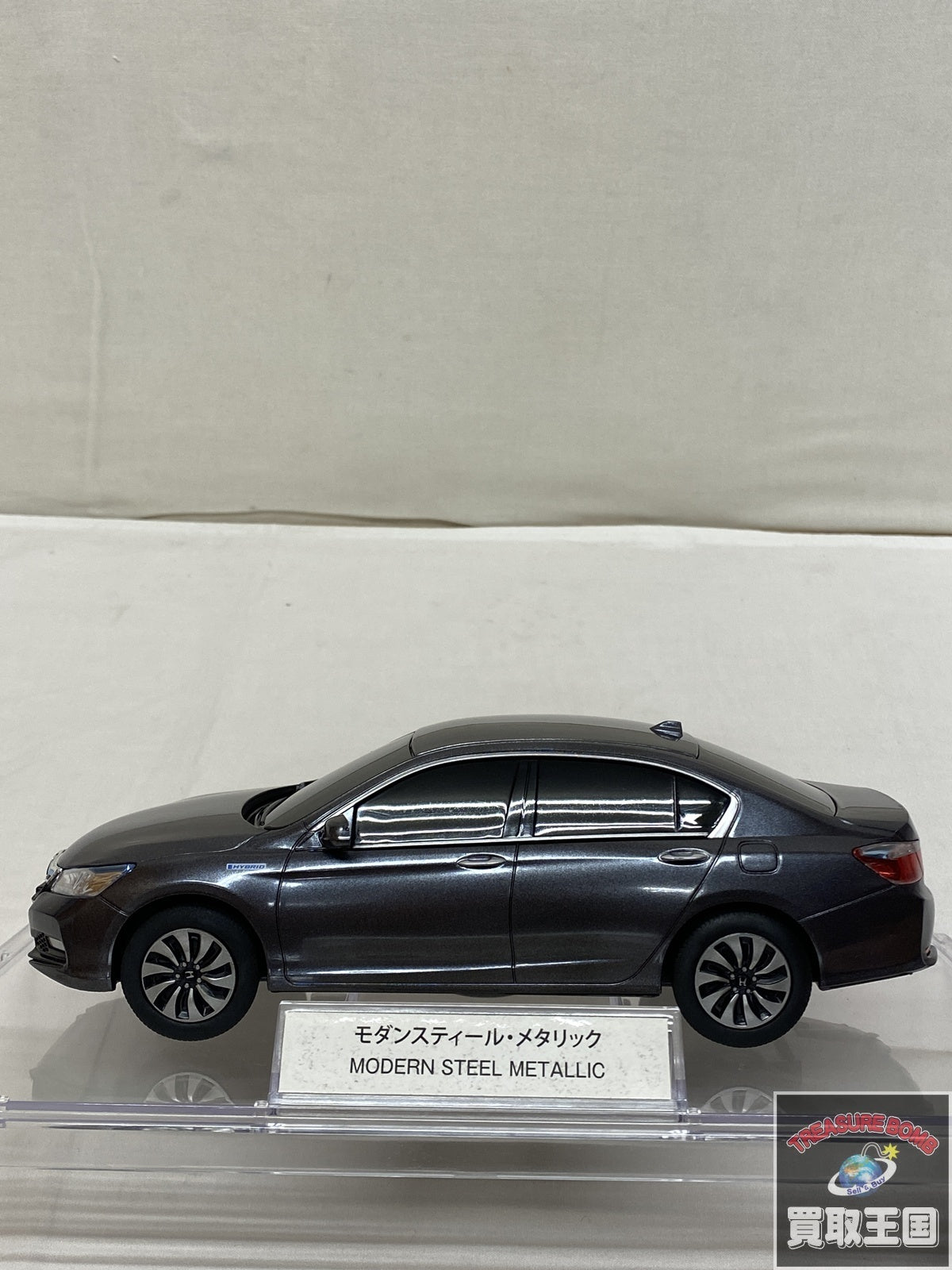 1/24 Accord Hybrid モダンスティール・メタリック カラーサンプル