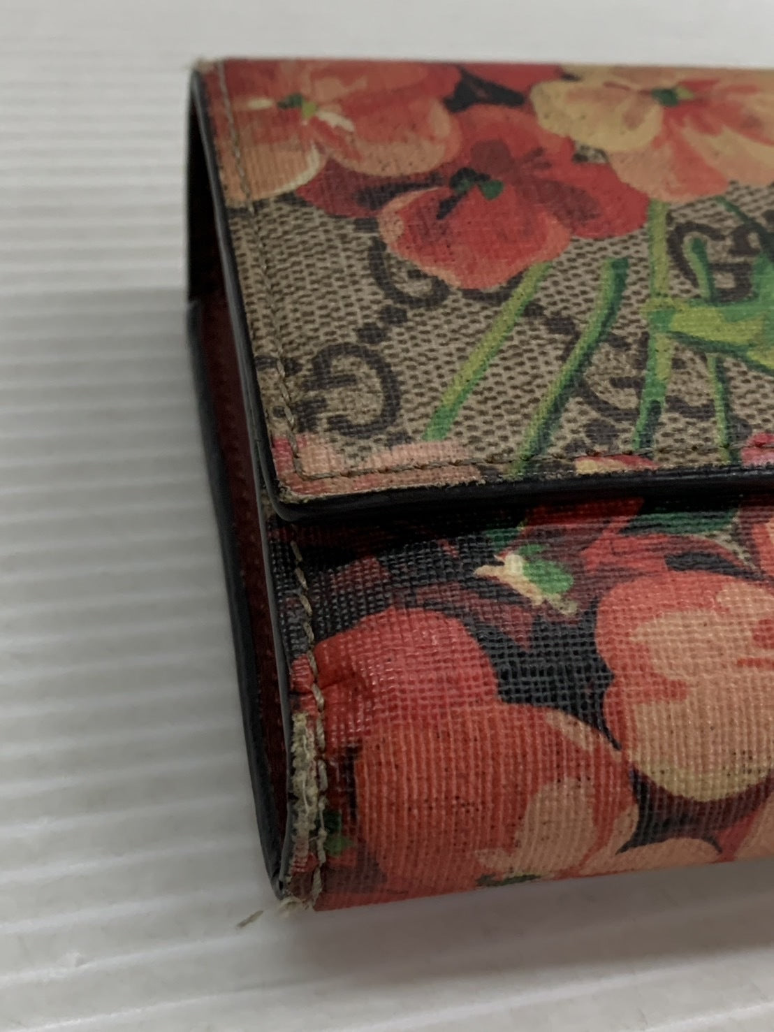 GUCCI GGブルームス GGスプリーム フラワー