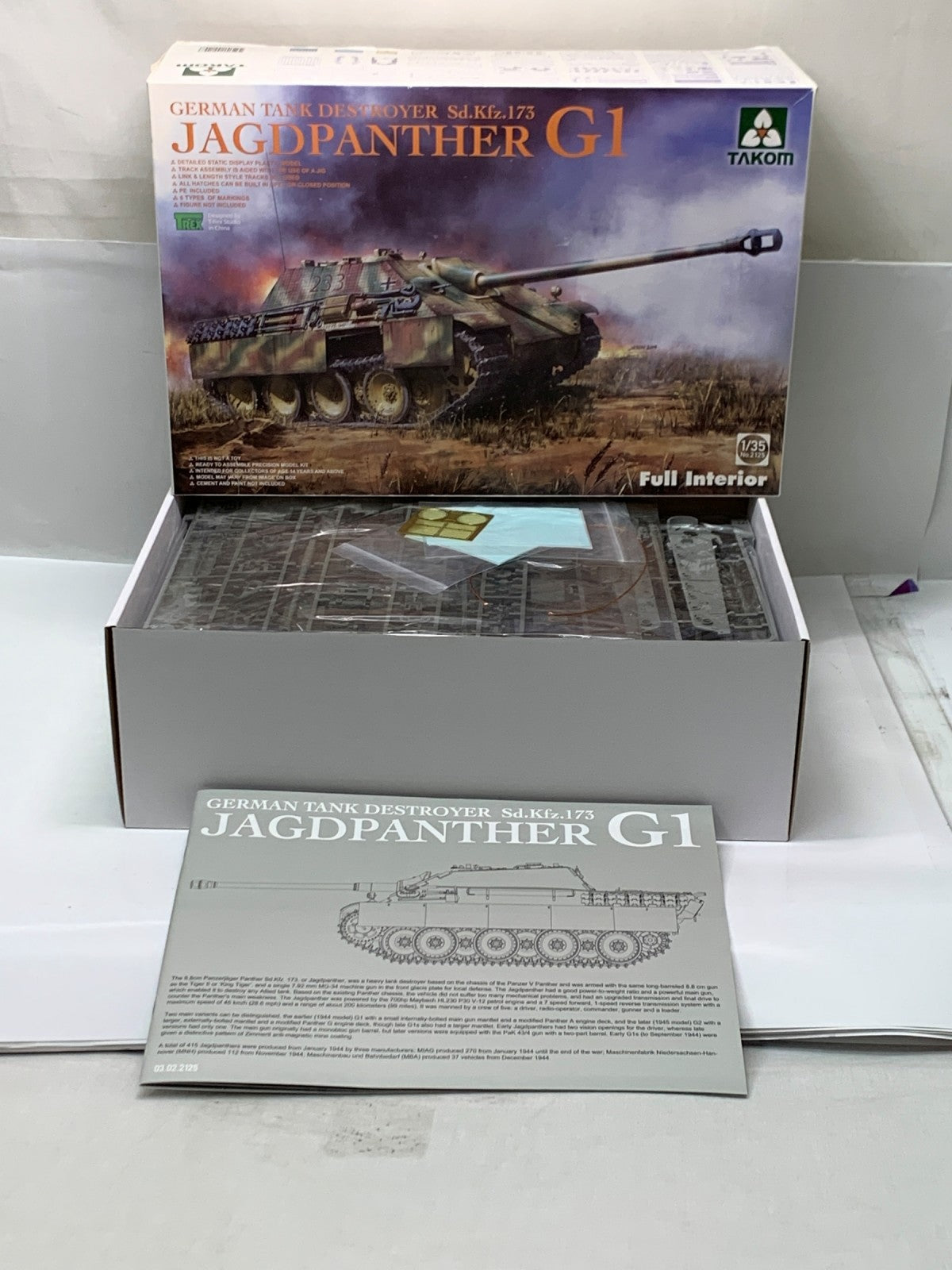 TAKOM JAGDPANTHER G1 フルインテリア ミリタリープラモ