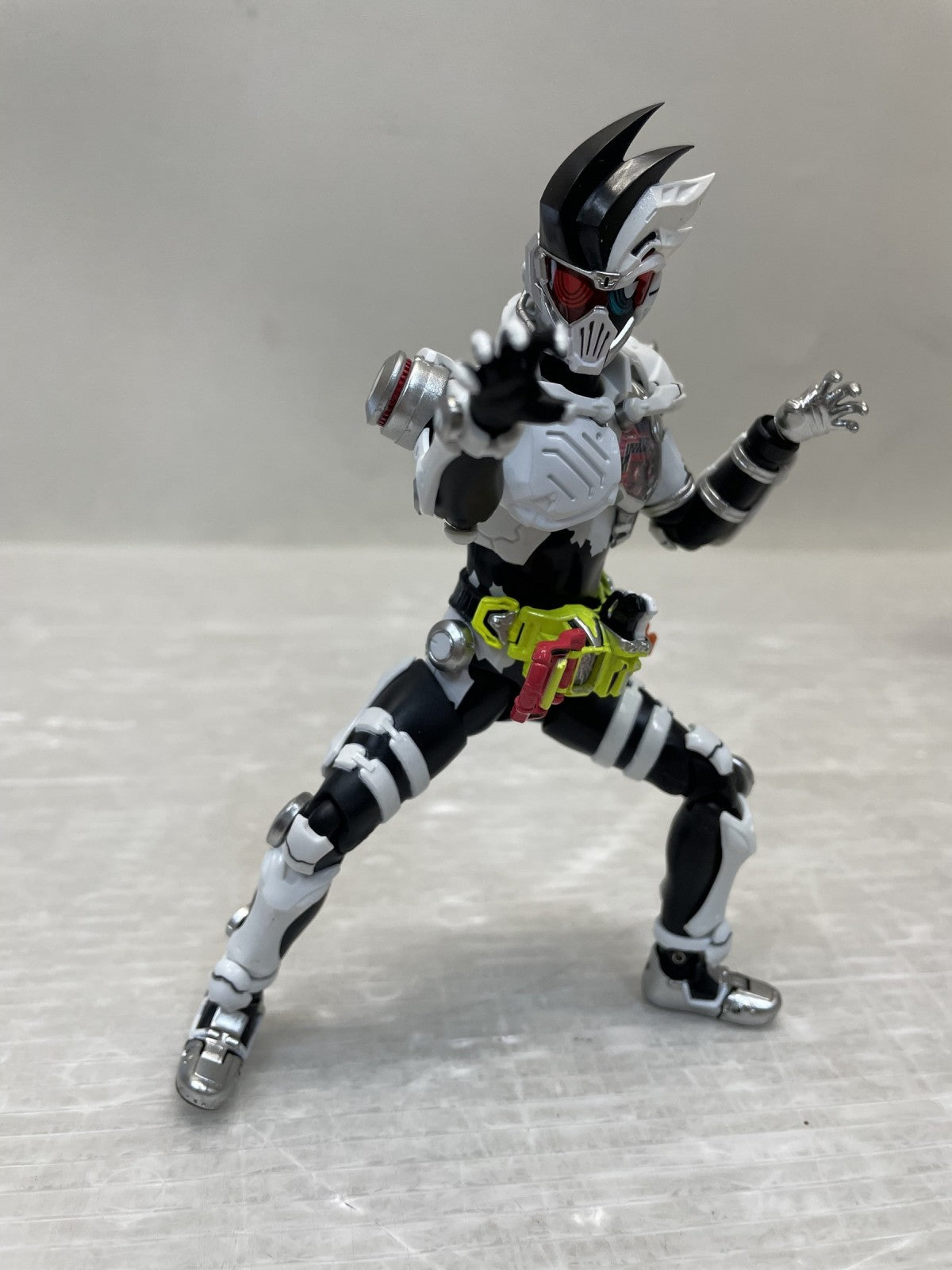 S.H.Figuarts ゲンム ゾンビアクションゲーマーレベルX-0 フィギュア/グッズ