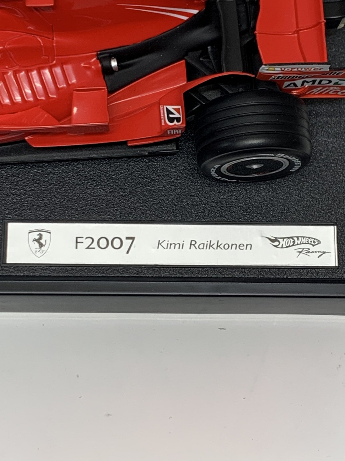 ホットウィール 1/18 F2007 K.ライコネン #6 スケールカー