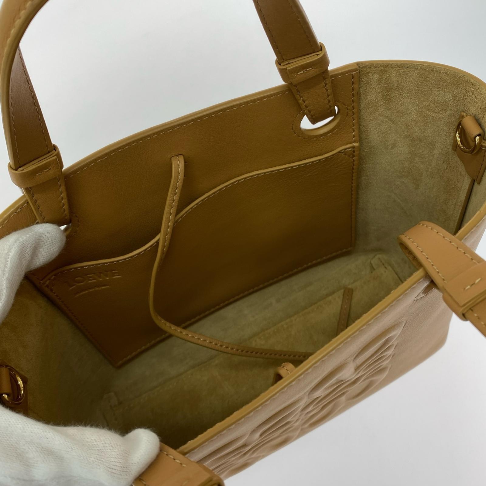 LOEWE インフレーテッドアナグラム バッグ