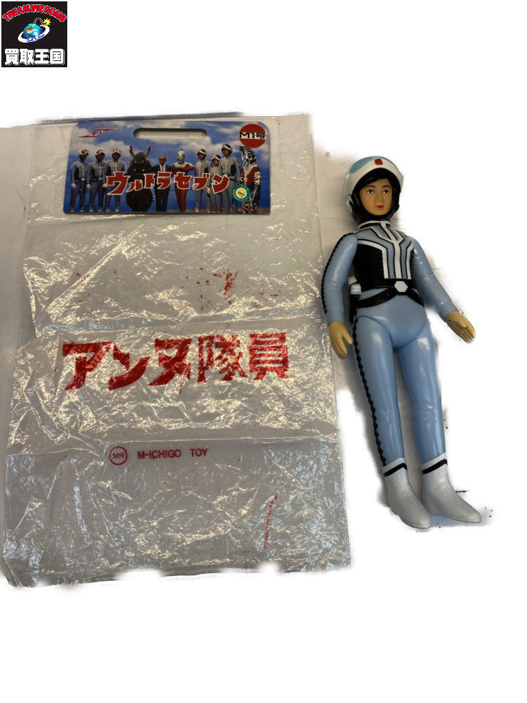 M1号 アンヌ隊員 フィギュア/グッズ