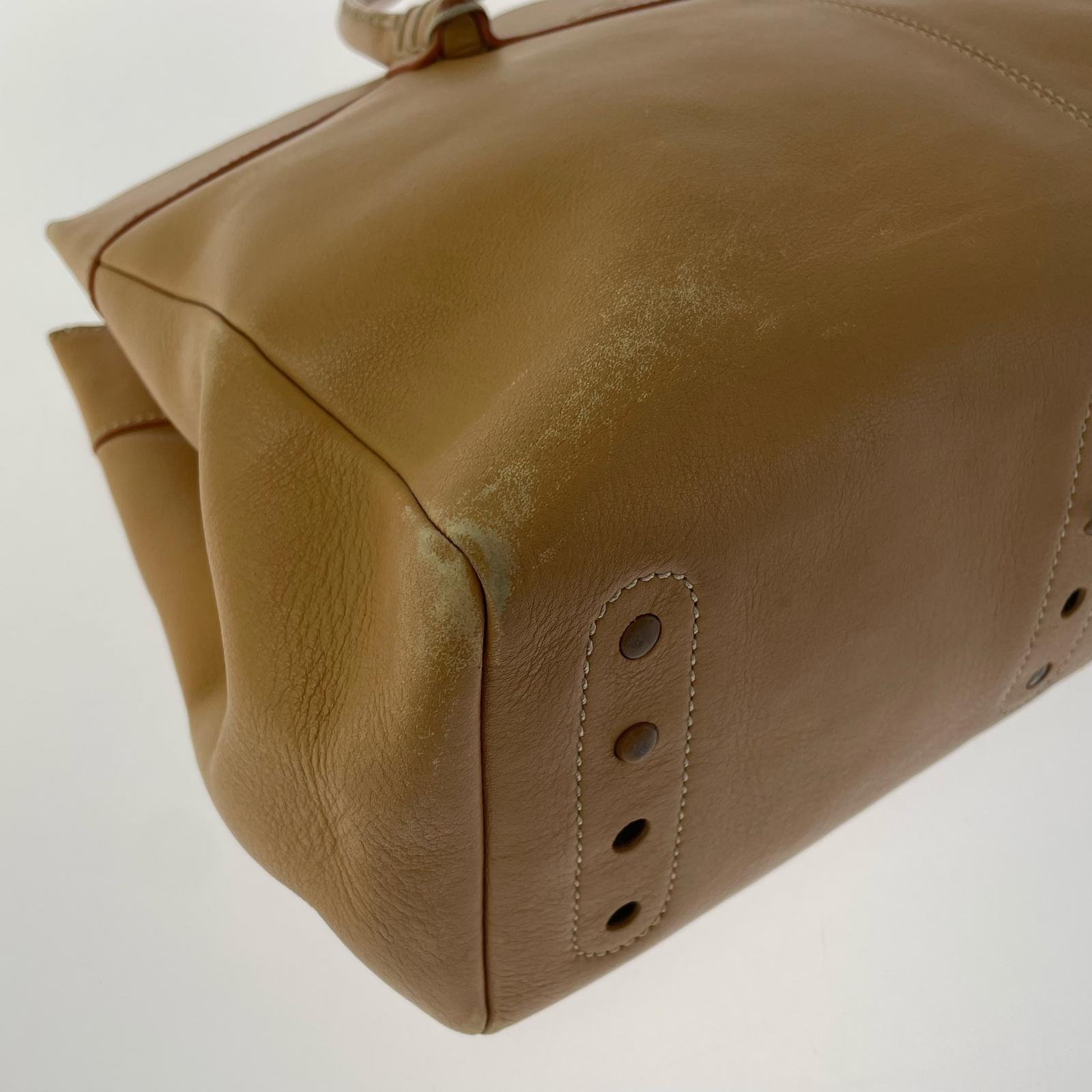 ショルダーバッグ モカシーノ 型押し レザー ベージュ