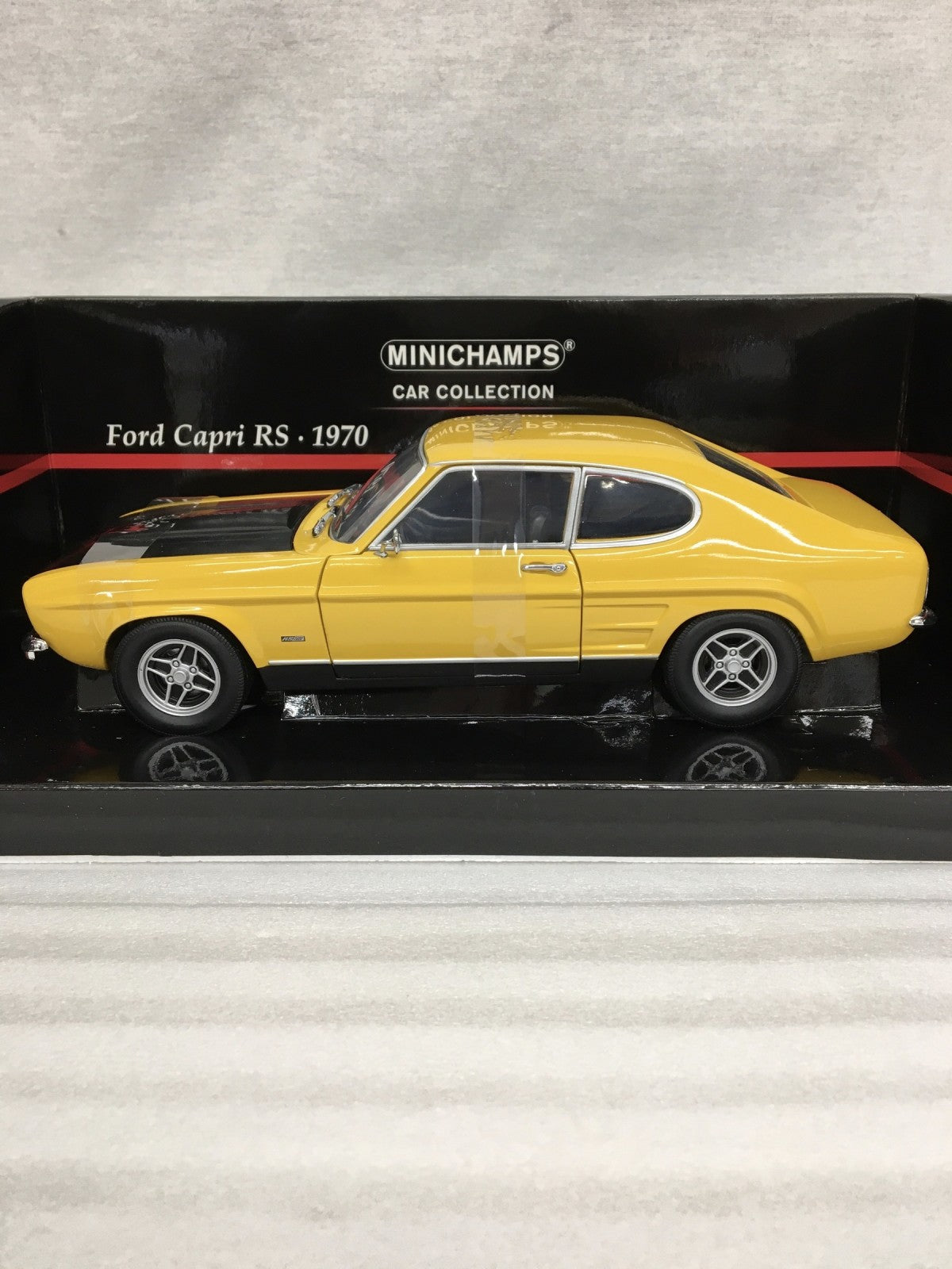 1/18スケールカー スケールカー