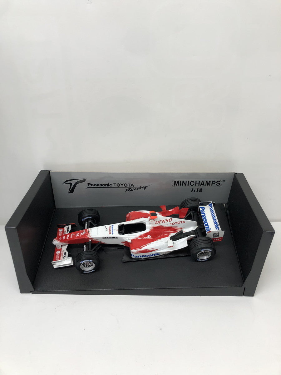ミニチャンプス TOYOTA TF104 1/18 スケールカー