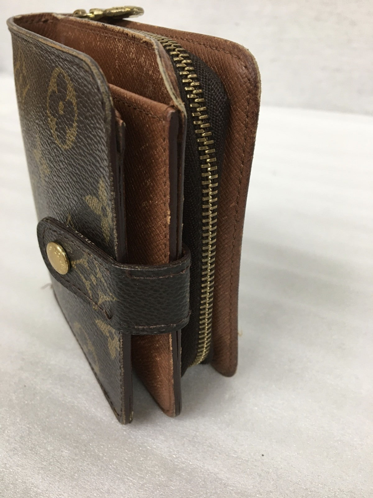 M61667 コンパクトジップ モノグラム