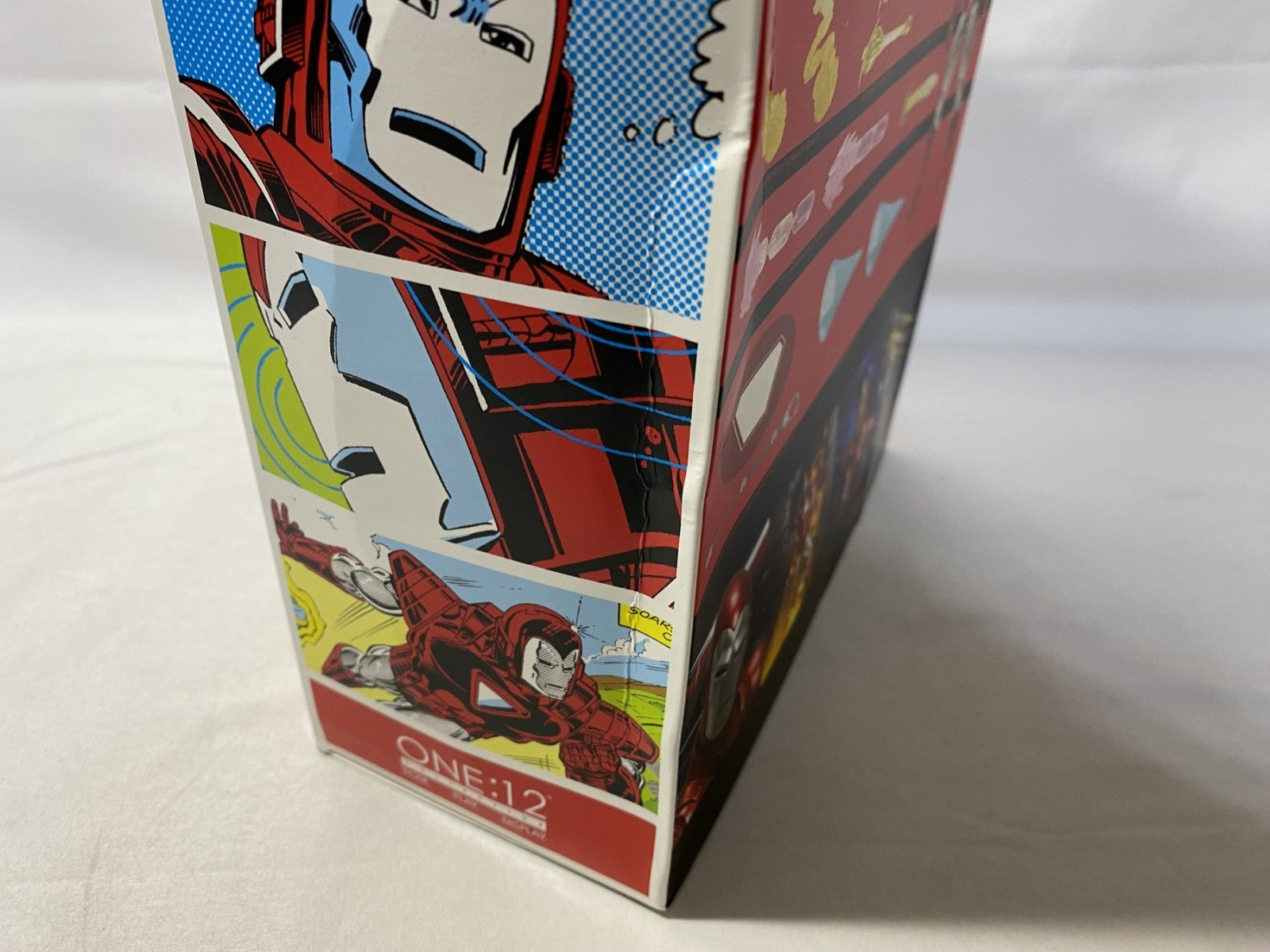 MEZCO ONE:12 シルバーセンチュリオン アイアンマン フィギュア/グッズ