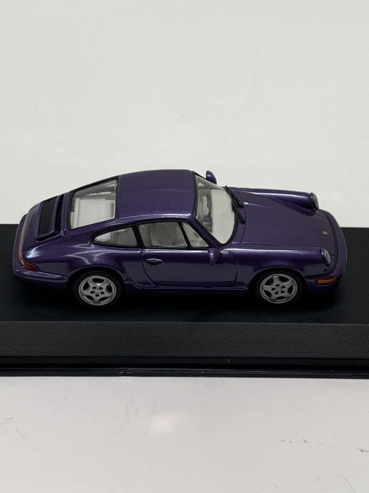 1/43 PMA ポルシェ 911 カレラ 2/4 1992 スケールカー