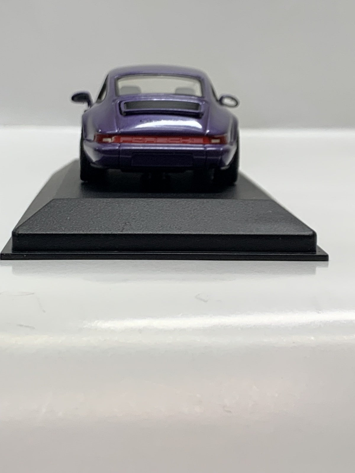 1/43 PMA ポルシェ 911 カレラ 2/4 1992 スケールカー