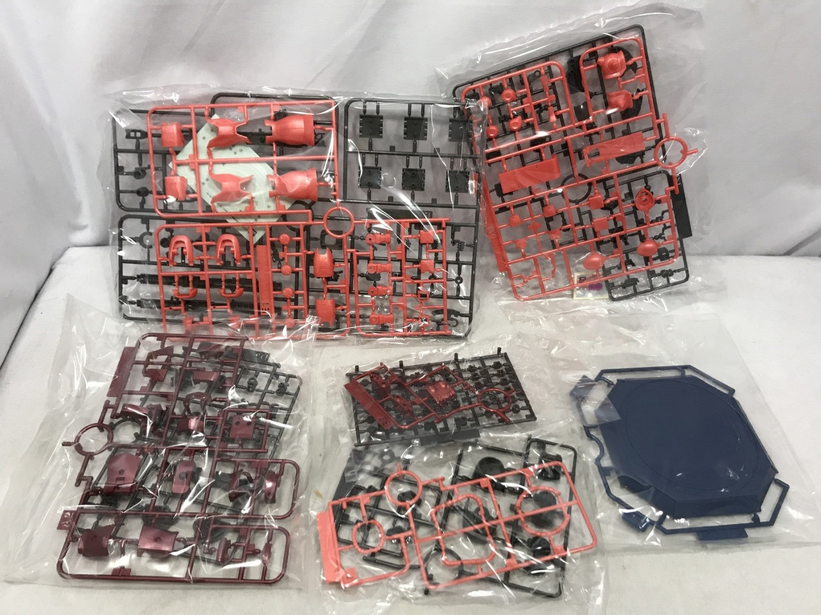 1/144 HG ガンダムベース限定シャア専用ザクⅡメタリック フィギュア/グッズ