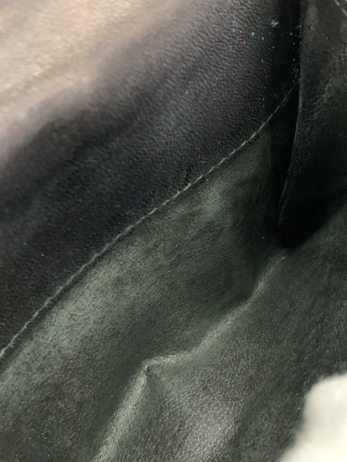 GUCCI 106634 二つ折り財布