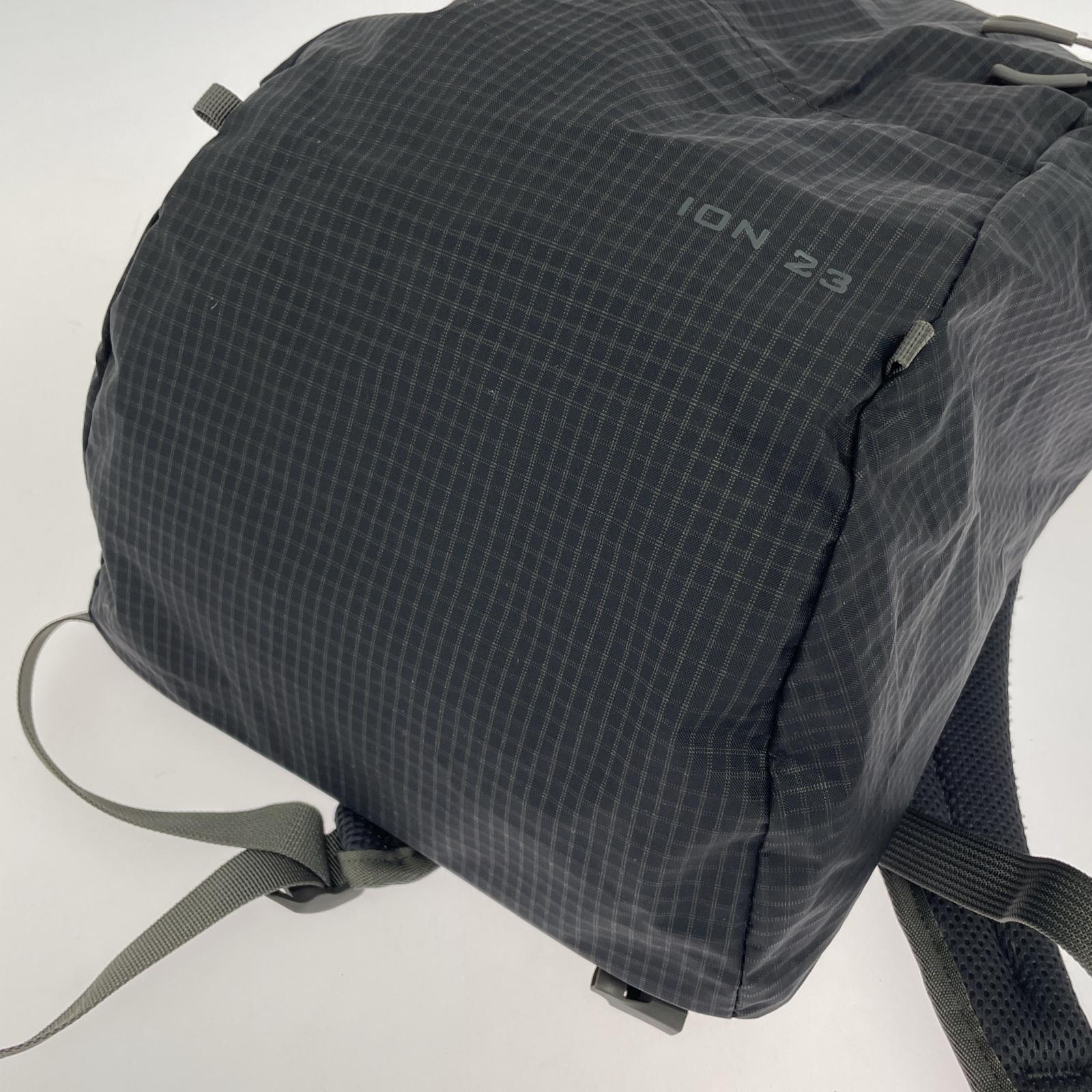 リュック・デイパック GOLITE ION23 バックパック ブラック