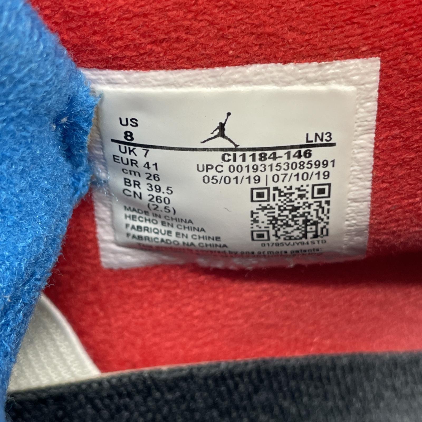 スニーカー AIR JORDAN 4 RETRO SE 26cm (US8 UK7 1/2 EU42) ホワイト